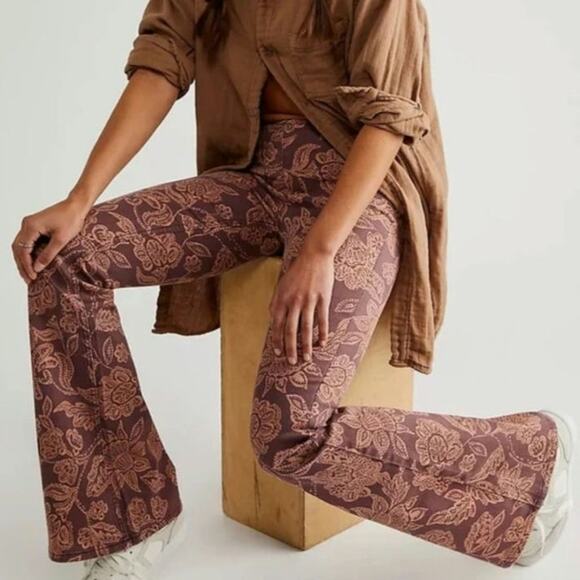 Free People Penny Pull On Flares - Picture 1 of 5